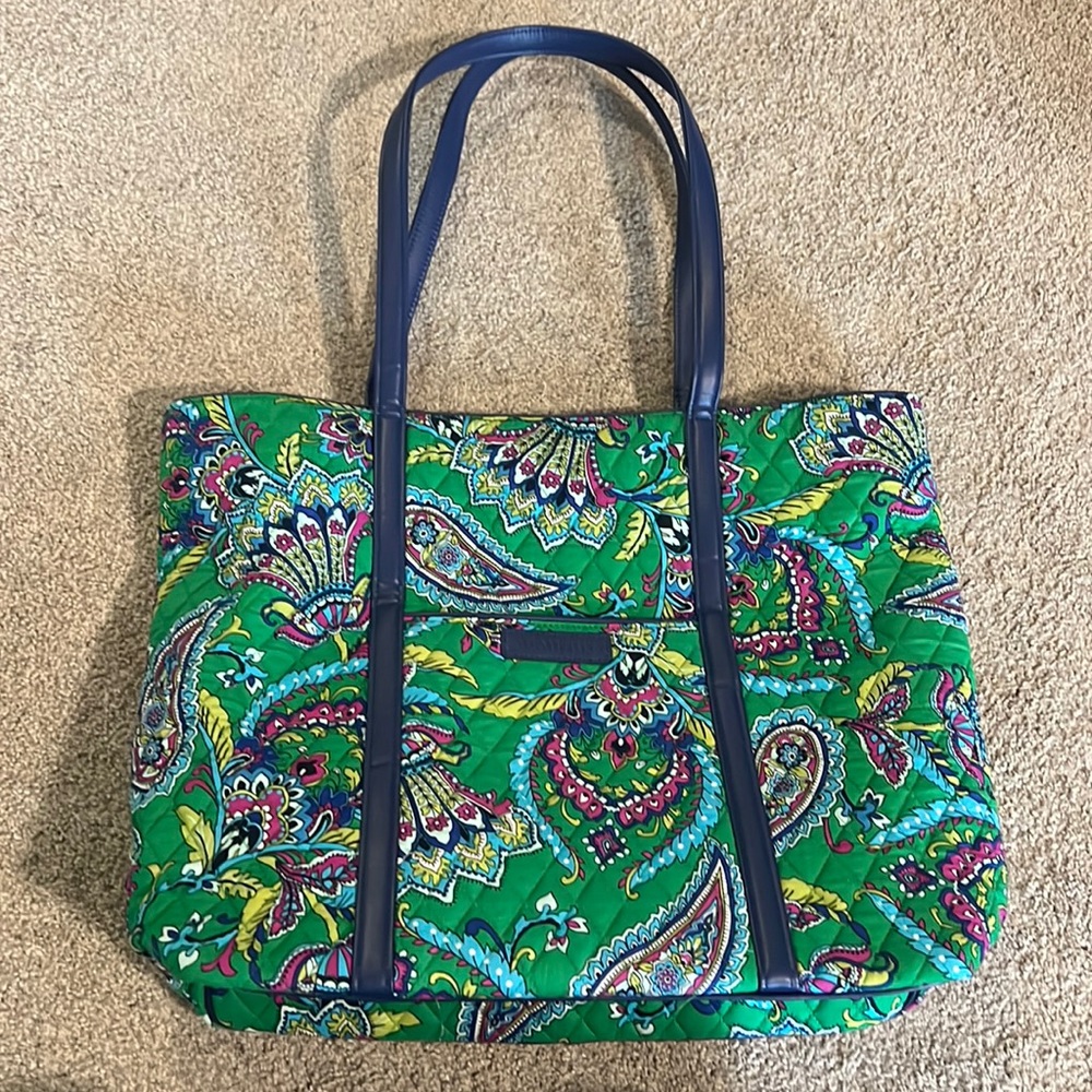 Vera Bradley tote